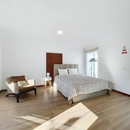 Dinos Sea View Apartment