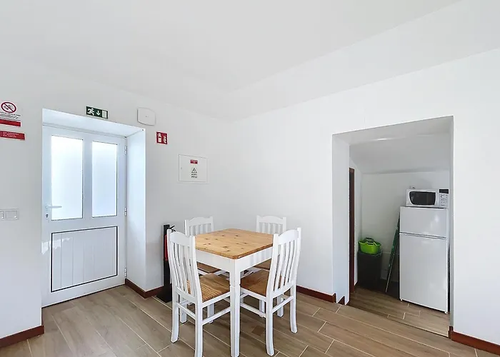 Dinos Sea View 公寓 *