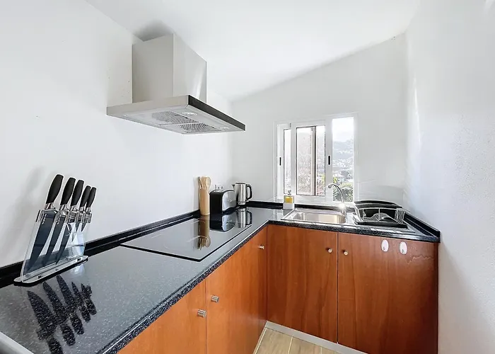 Dinos Sea View 马希库